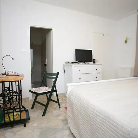 Depadansa Lisette Guest house 2*