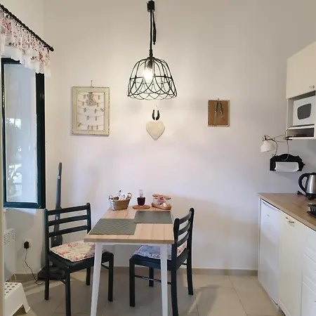 Depadansa Lisette Gostinjska kuća 3*