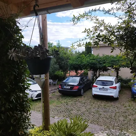 Depadansa Lisette Gostinjska kuća