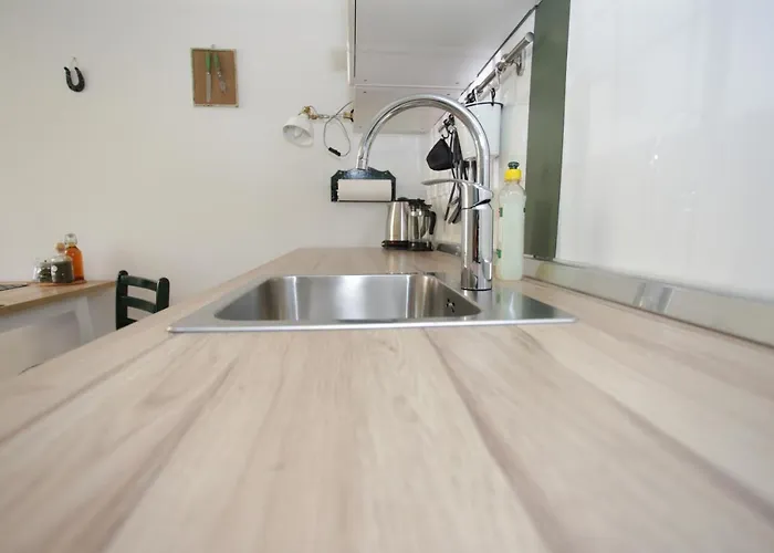 ゲストハウス Depadansa Lisette