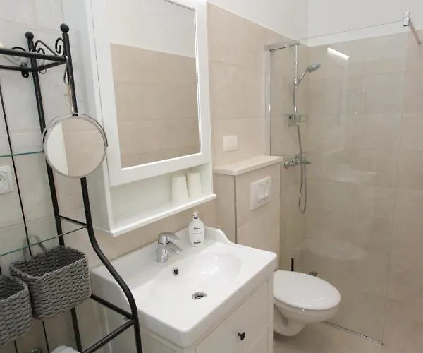 Depadansa Lisette ゲストハウス 3*